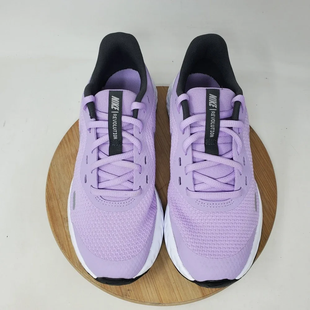 Nike Revolution 5 Shoes Kids 4 Purple Boys Girls Lace Up Low Sneaker GS